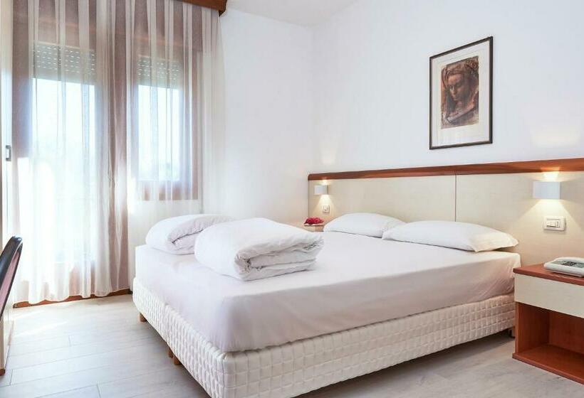 스탠다드 룸, Due Ragni