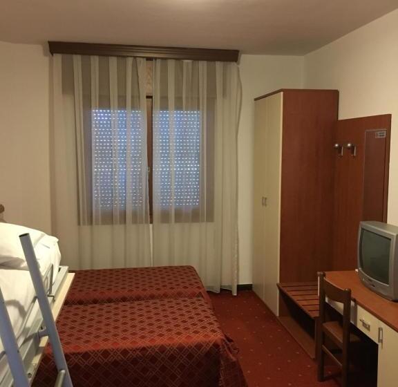 패밀리 룸, Due Ragni