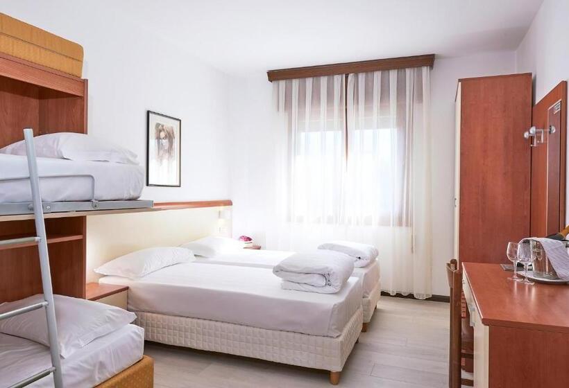 스탠다드 트리플 룸, Due Ragni