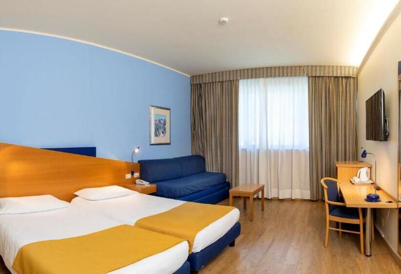 חדר סופריור, Express Aosta East