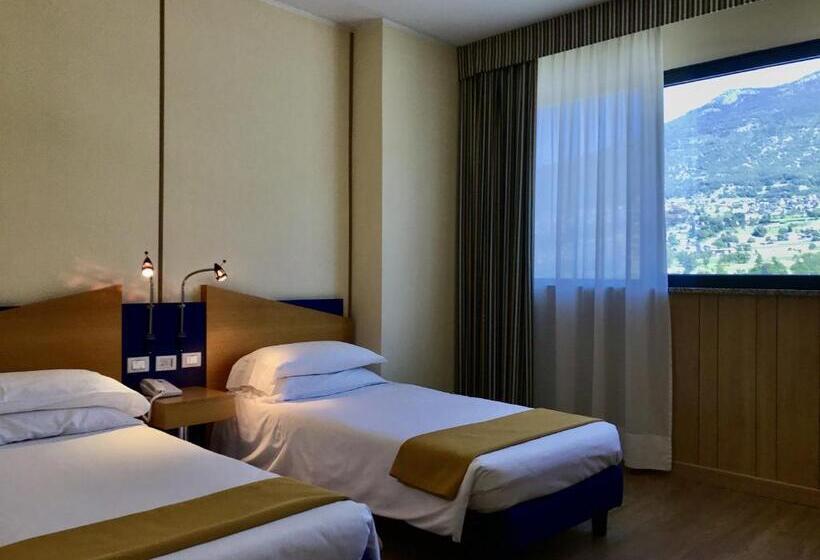 חדר סטנדרט יחיד, Express Aosta East