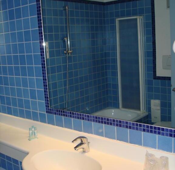 חדר דלוקס, Express Aosta East