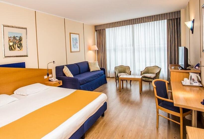 חדר דלוקס, Express Aosta East