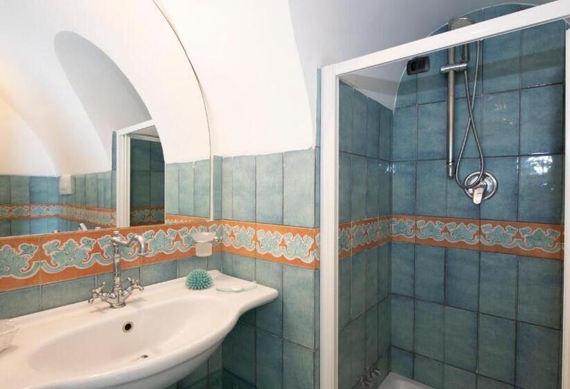 클래식 룸, La Ninfa