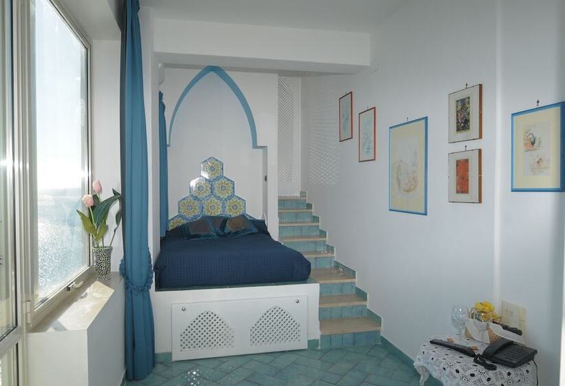 اتاق سوپریور با چشمانداز دریا, La Ninfa