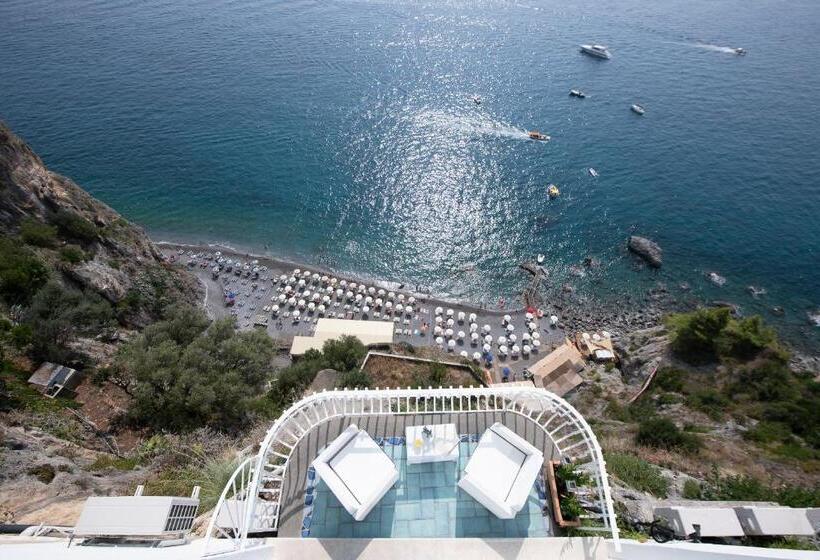 주니어 스위트 바다 전망, La Ninfa