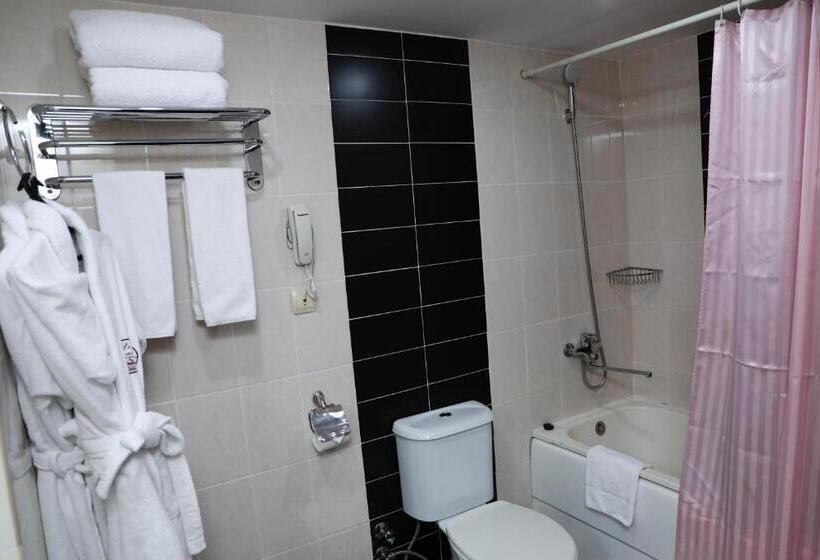 Habitació Deluxe amb Balcó, Le Grande Plaza