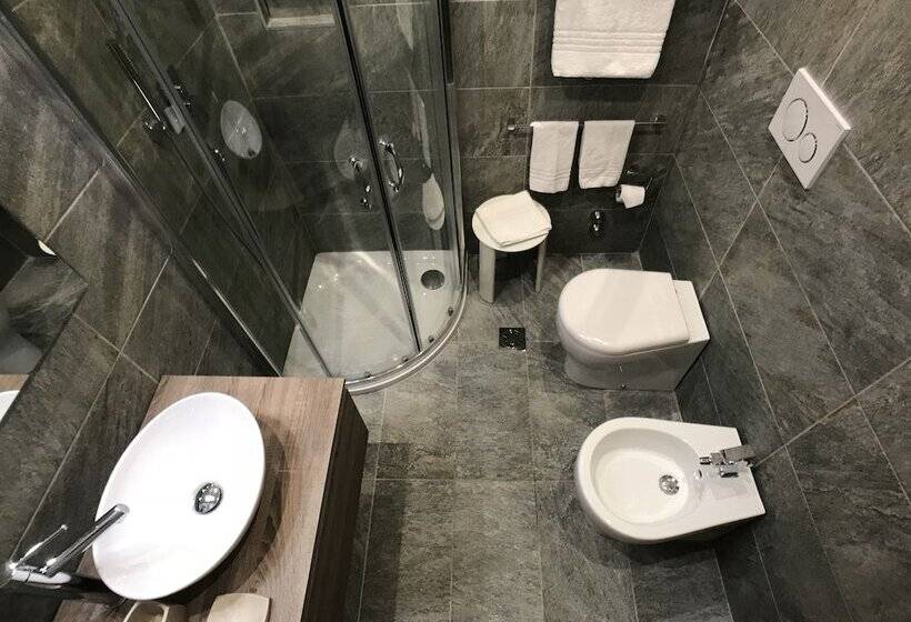 اتاق استاندارد یک نفره, Mec