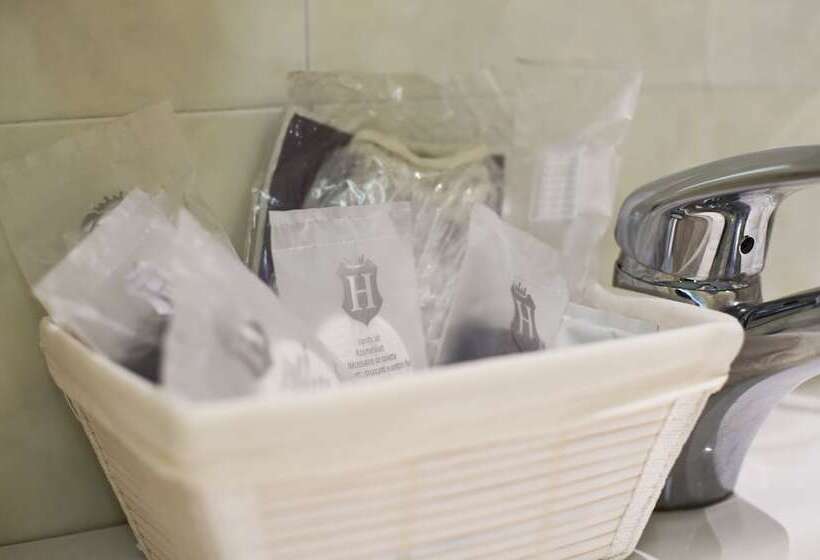 اتاق استاندارد یک نفره, Mec