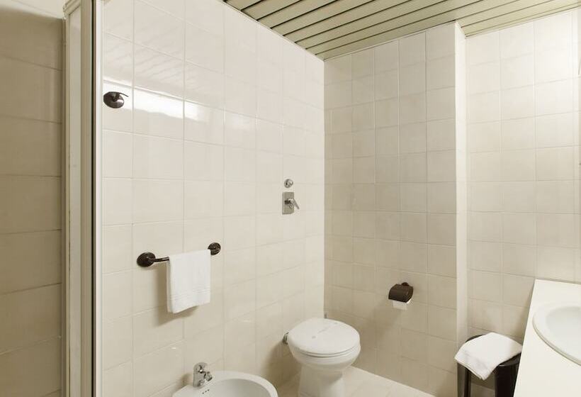 Номер Стандарт Индивидуальный, Plaza