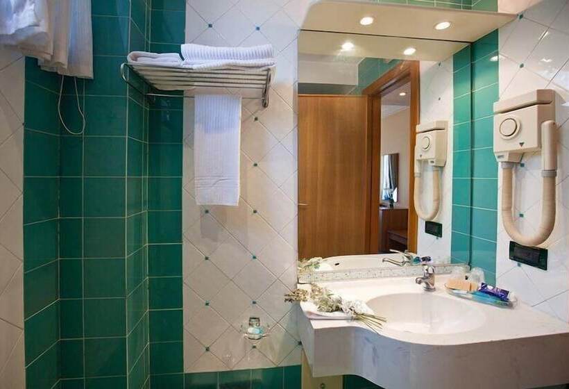 חדר סטנדרט, Quadrifoglio