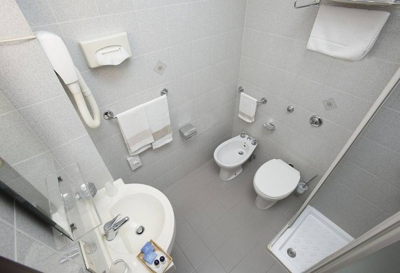 エコノミールーム, Redebora