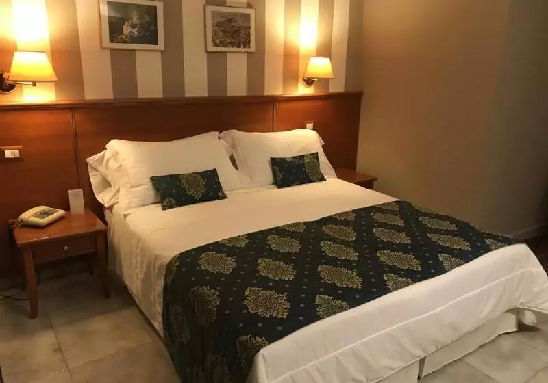 اتاق استاندارد, Redebora