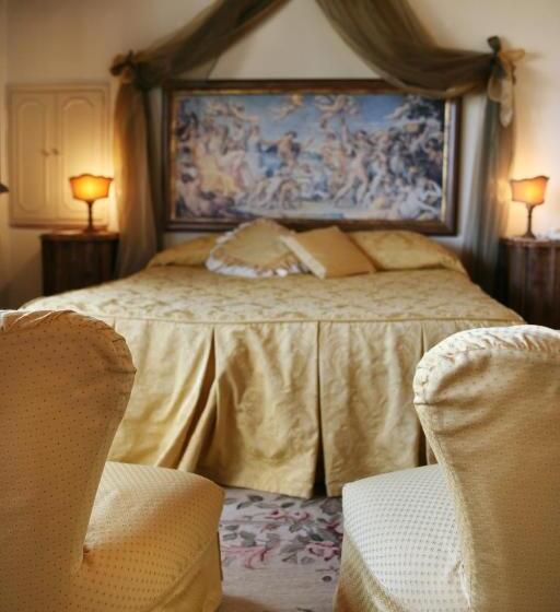 غرفة عائلية, Residenza D Epoca San Crispino