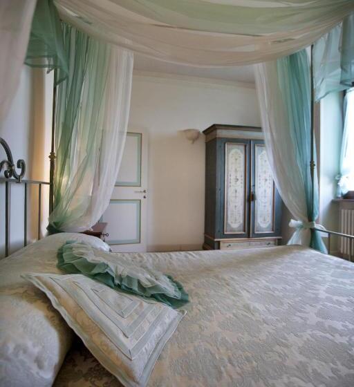 غرفة عائلية, Residenza D Epoca San Crispino