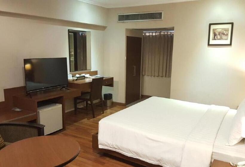 Chambre Supérieure, Sd Avenue