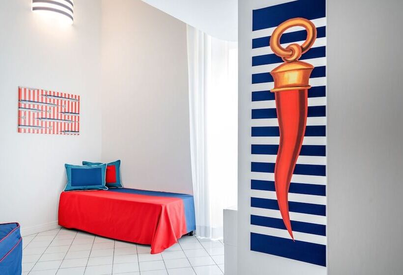 غرفة قياسية ثلاثية, Torre Barbara