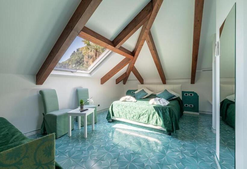 Номер Deluxe Вид на Море с Балконом, Villa Annalara Charme And Relax