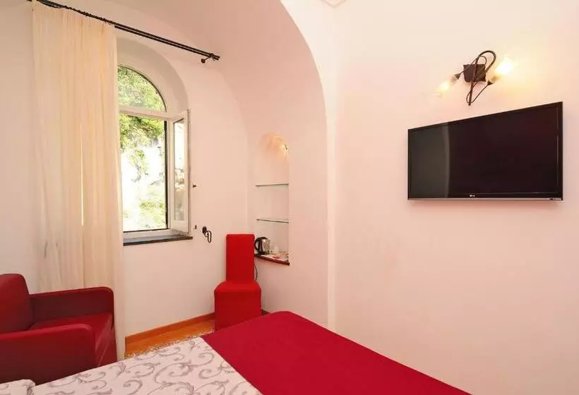 اتاق لوکس چهار تخته, Villa Annalara Charme And Relax