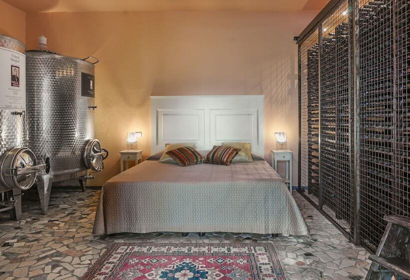 اتاق استاندارد سه نفره, Villa Volpi