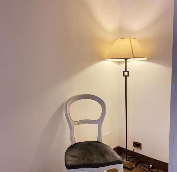 اتاق استاندارد, Alla Corte Rossa