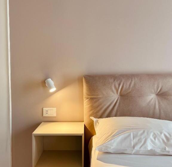 اتاق سوپریور با چشمانداز, Alla Corte Rossa