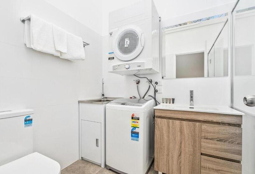 דירת אקזקיוטיב 3 חדרים, Apx Parramatta