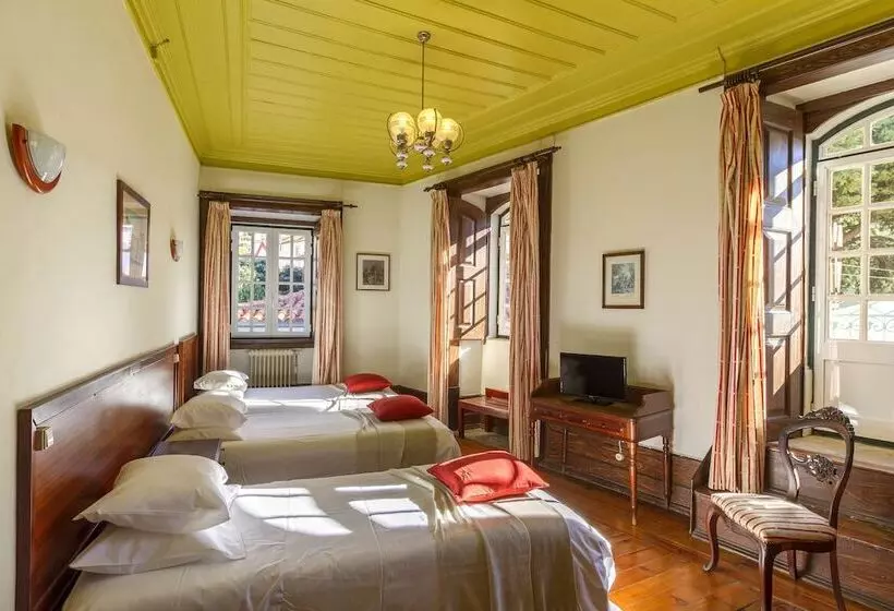 اتاق استاندارد سه نفره, Casa Das Tilias Historic House