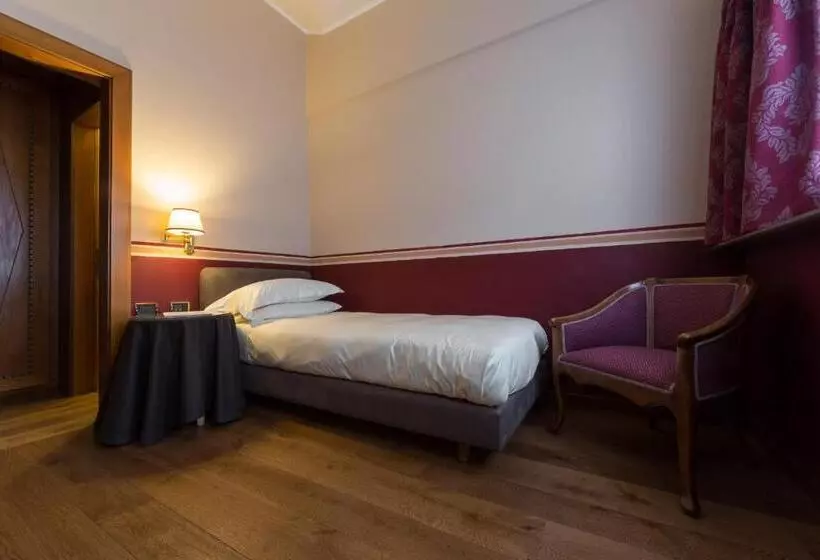 اتاق استاندارد یک نفره, Gran Baita Hotel & Wellness