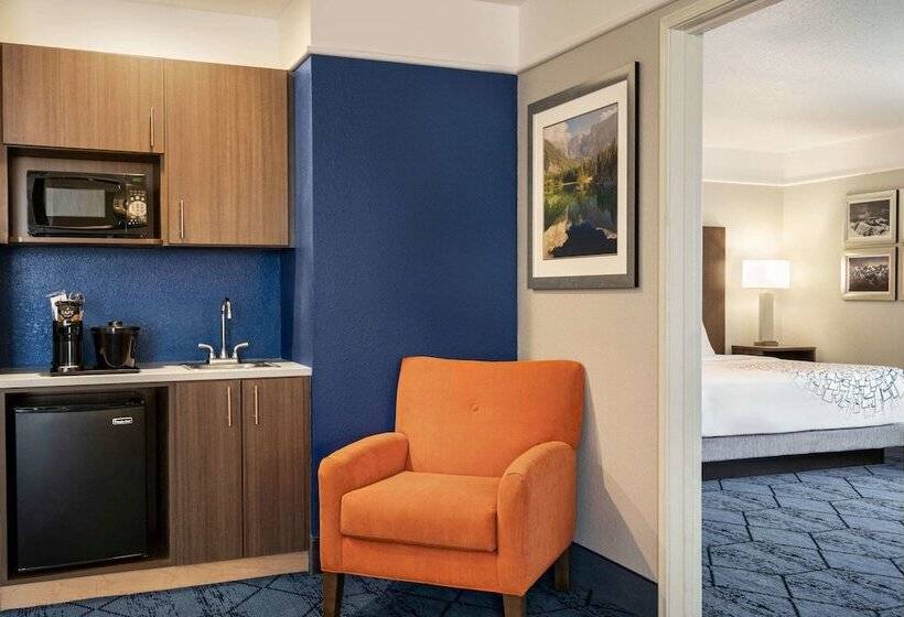 Семейный Номер, La Quinta Inn And Suites By Wyndham At Watiki Waterpark