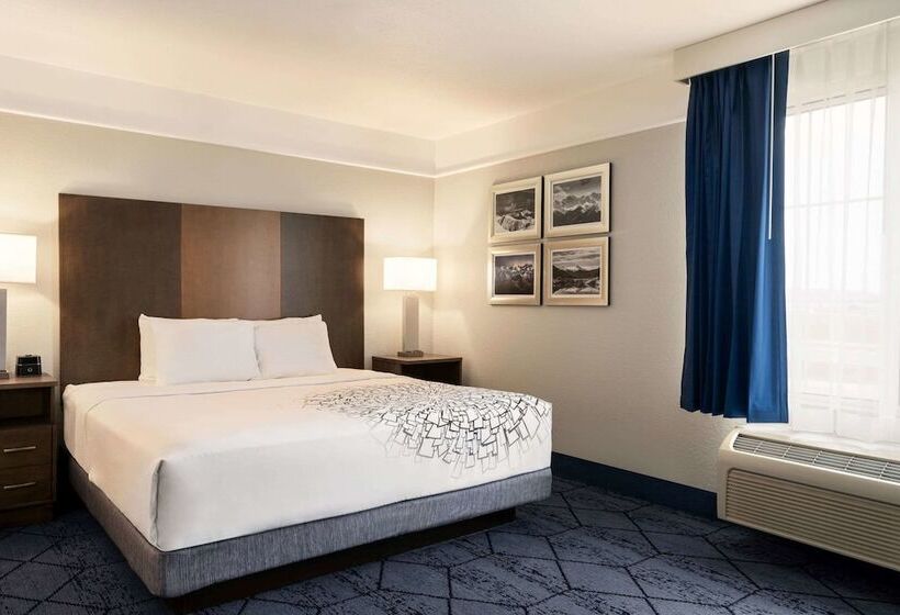 Семейный Номер, La Quinta Inn And Suites By Wyndham At Watiki Waterpark