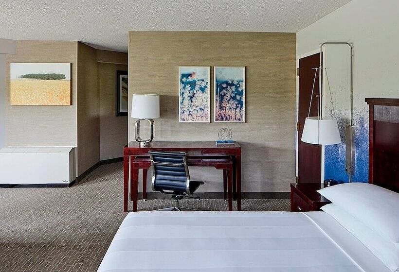 جناح, Minneapolis Marriott West