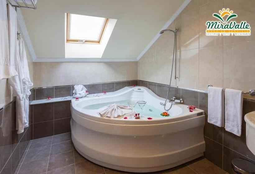 חדר סטנדרט עם ג'קוזי, Miravalle