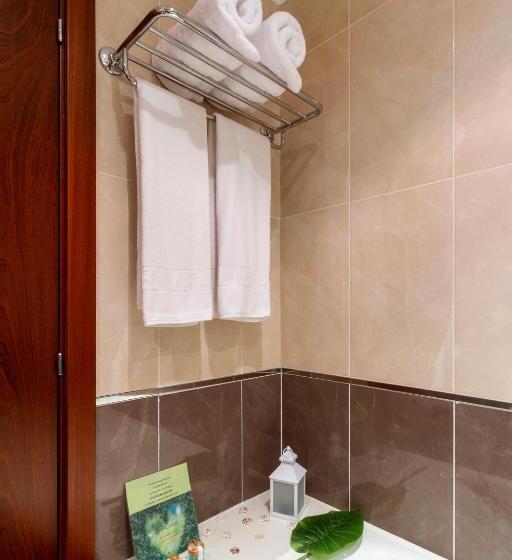 חדר סטנדרט מותאם לאדם עם מוגבלויות, Miravalle