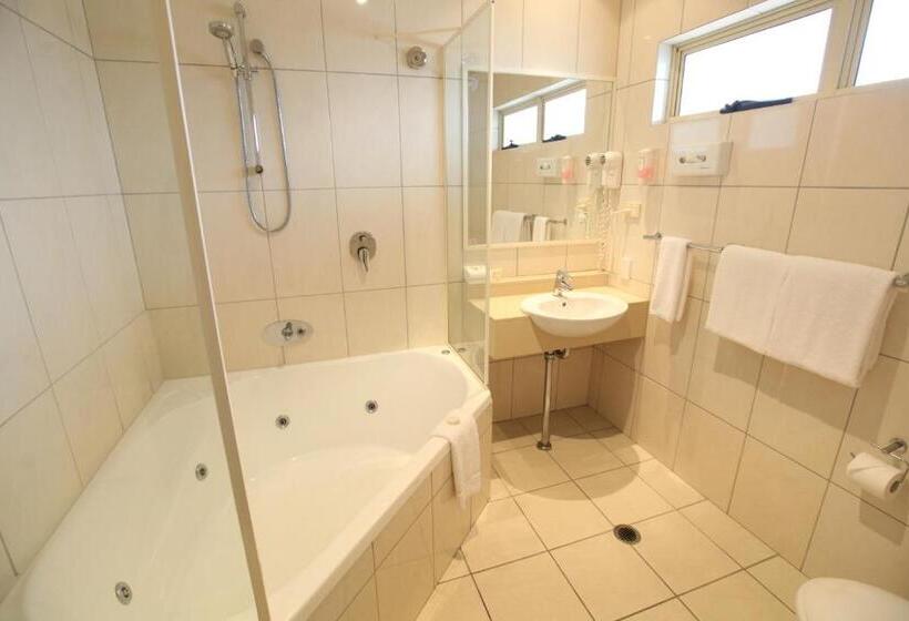 스탠다드 룸 킹사이즈 침대, Red Bridge Motor Inn