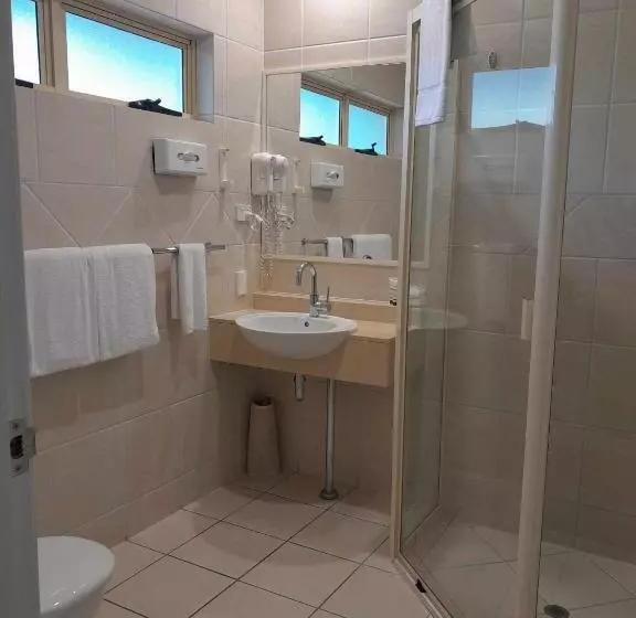 エクゼクティブルーム, Red Bridge Motor Inn