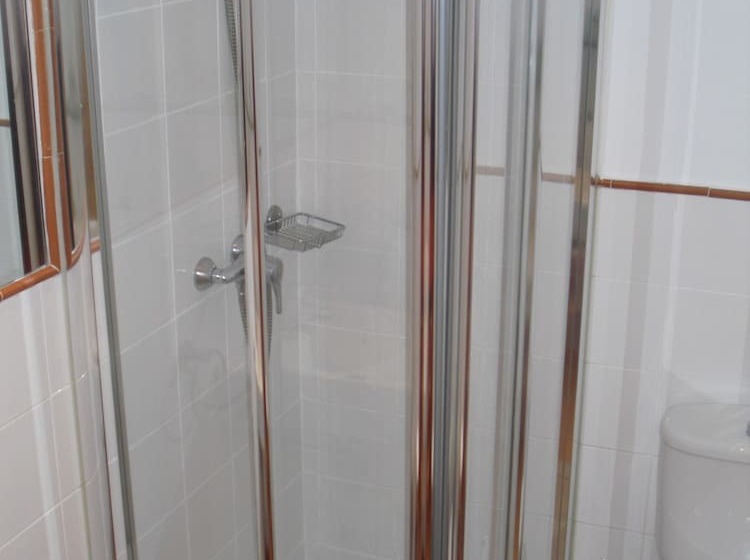 غرفة قياسية, Ronda