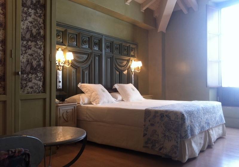 اتاق سوپریور, Sacristia De Santa Ana