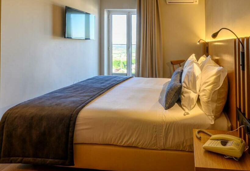 スタンダードルーム, Santa Eufémia Covilhã