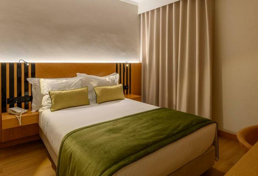 スタンダードルーム, Santa Eufémia Covilhã