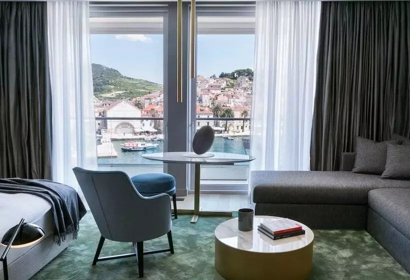 Ullakkosviitti, Adriana Hvar Spa