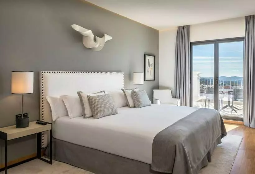 プールの見えるデラックスルーム, Barceló Aracena