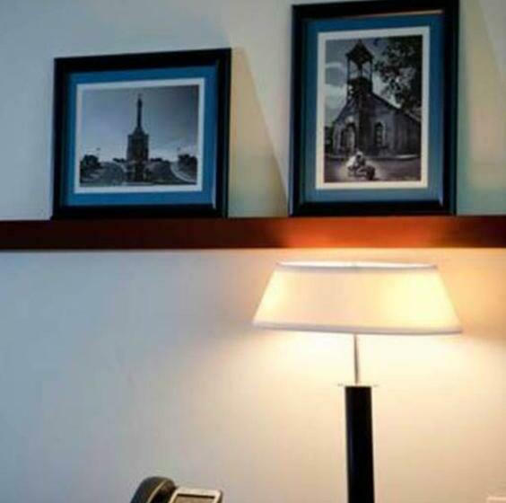 סוויטת ג'וניור, Hodelpa Garden Court