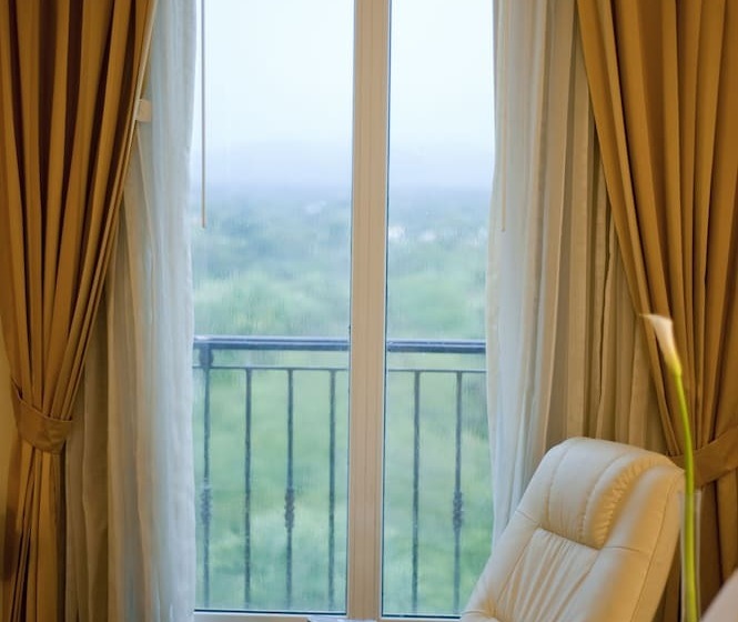 סוויטת ג'וניור, Hodelpa Garden Court