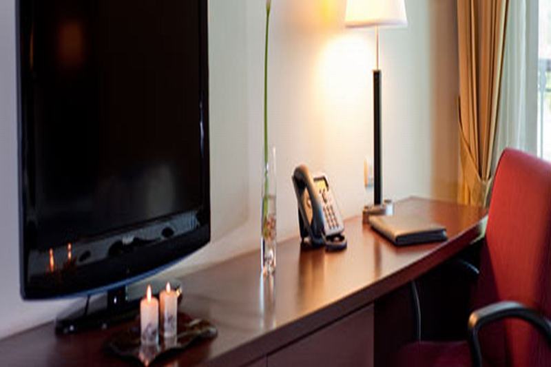 סוויטת ג'וניור, Hodelpa Garden Court