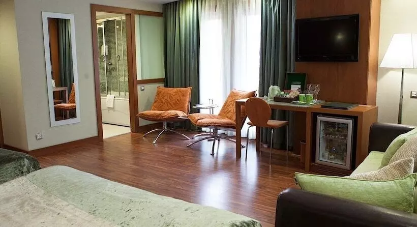 سوییت سوپریور, Limak Ambassadore Hotel Ankara