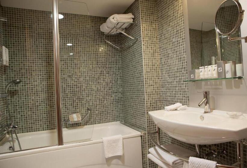 جناح سوبيريور, Limak Ambassadore Hotel Ankara