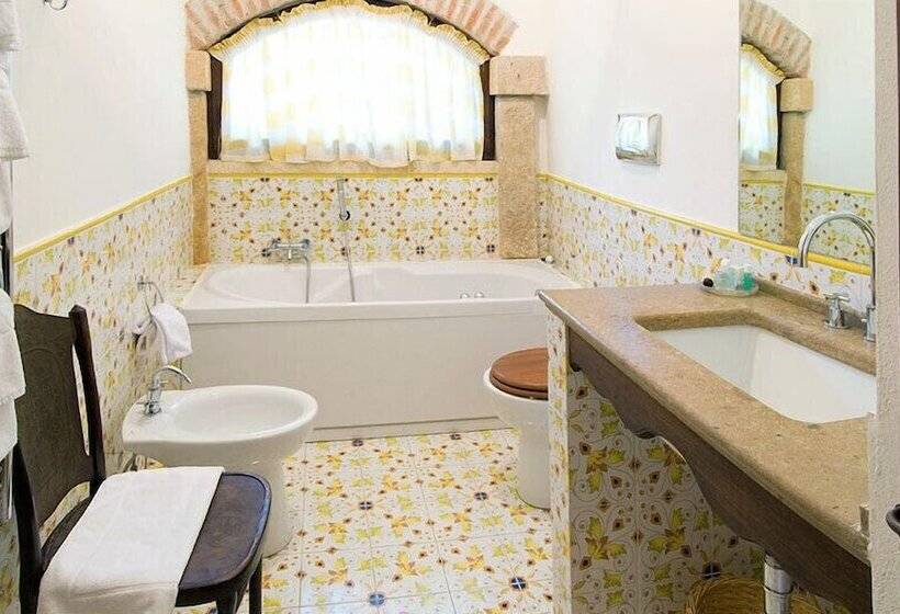 スタンダードルーム, Lucrezia