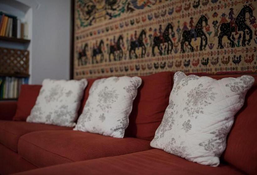 スイート, Lucrezia