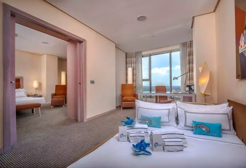 اتاق خانوادگی, Meliá Valencia